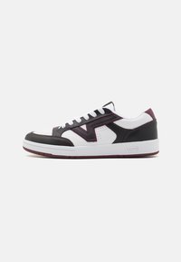 Unselected, black/cherry