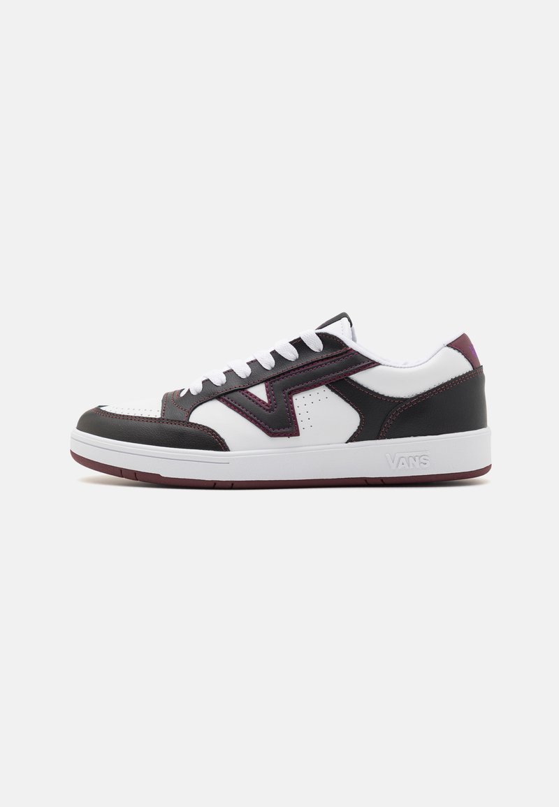 Low-top sneakers featuring black and white synthetic leather, maroon accents, perforated detailing, and a white rubber sole.
