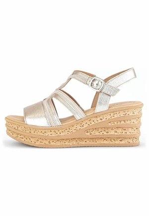 Sandalen met plateauzool - puder desert