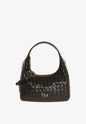 Borsa a tracolla in pelle nera intrecciata con manico corto e curvo, cerniera dorata, tracolla regolabile e piccolo logo del marchio dorato sul davanti.