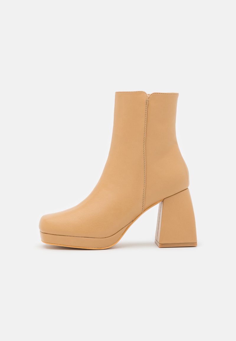 DeeZee Enkellaarsjes met hoge hak beige