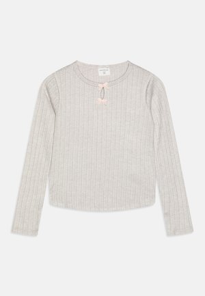 Maglia a maniche lunghe grigia chiara a coste con scollatura arrotondata e due fiocchi rosa al petto. Tessuto morbido, design aderente.