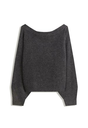 - Sweter