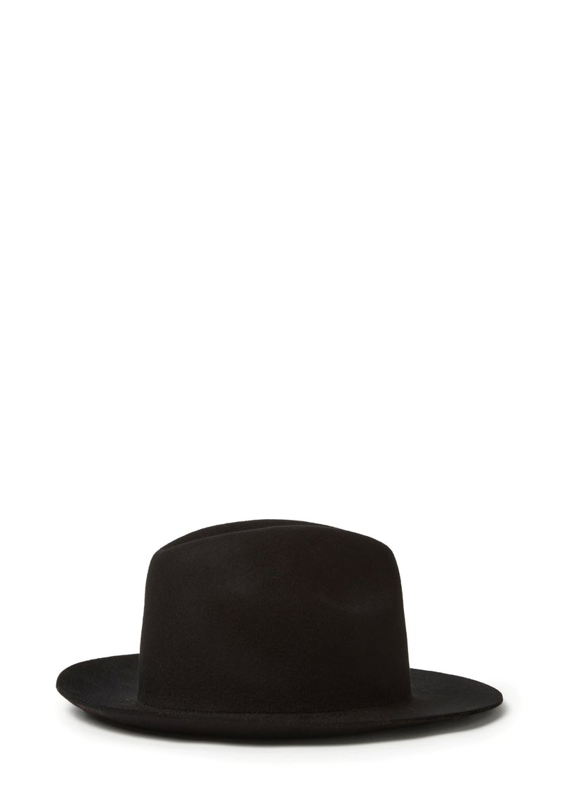 Sombrero de fieltro negro con un ala ancha y plana y una corona suave y redondeada. Presenta un diseño minimalista sin acentos o patrones visibles.
