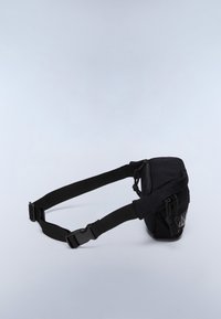 Černá nylonová ledvinka s nastavitelnými popruhy, obdélníkového tvaru, s předním zipem a detailem loga. Odolný materiál s texturovaným povrchem.