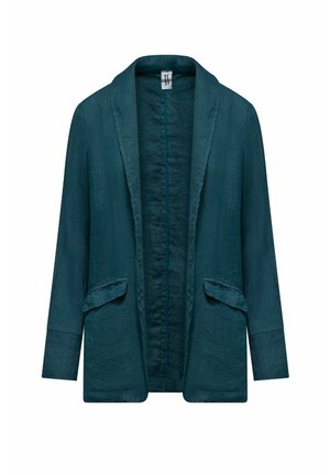 Blazer in lino verde petrolio scuro con maniche lunghe, apertura frontale, colletto a revers con intaglio e due tasche con patta sul davanti.