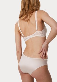 Marks & Spencer BRAZILIAN KNICKERS - Slip - pale opaline