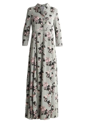 Robe maxi boutonnée à manches longues gris clair avec motif floral rose et noir et un petit col.