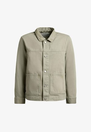 Lichtbeige katoenen jas met kraag, knoopsluiting aan de voorkant, lange mouwen en twee grote voorvakken met klep.