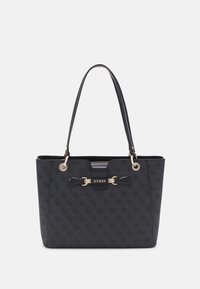 Sort tote bag med et struktureret mønster, hardware i guldtoner og en central lås. Har to håndtag for nem bæring.