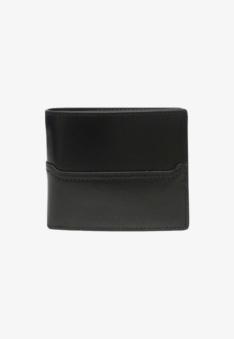 Portafoglio bifold in pelle nera con cuciture a vista e un sottile logo impresso sul bordo inferiore anteriore.