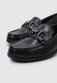 Sandra Fontán Zapatos sin cordones - black