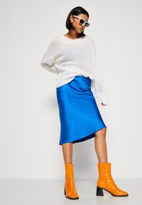Samsøe Samsøe AGNETA SKIRT - Gonna a tubino - skydiver