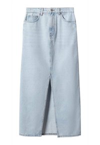 Jupe en denim bleu clair avec une fente centrale à l'avant, un design classique à cinq poches et une taille haute avec passants de ceinture.