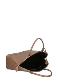 Borsa in pelle marrone con una forma strutturata e apertura con zip. Presenta manici doppi e un esterno texturizzato con un interno scuro.