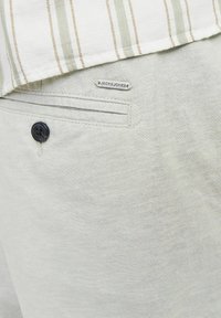 Jack & Jones JPSTACE SUMMER - Lühikesed püksid - wrought iron