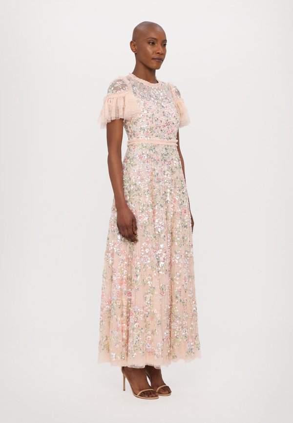 DREAM GARLAND GLOSS ROUND NECK GOWN - Occasion wear - apricot3