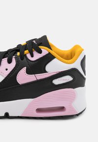 Nike Sportswear AIR MAX 90 UNISEX - Sapatilhas - black/light arctic pink/white/dark sulfur
