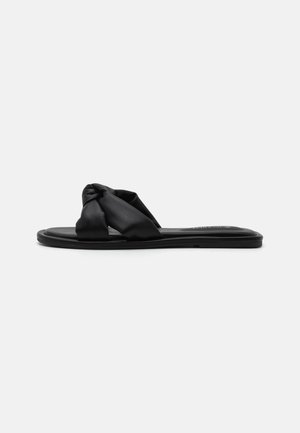 APRICOT B.E.D FOAM - Matalakantaiset pistokkaat - black