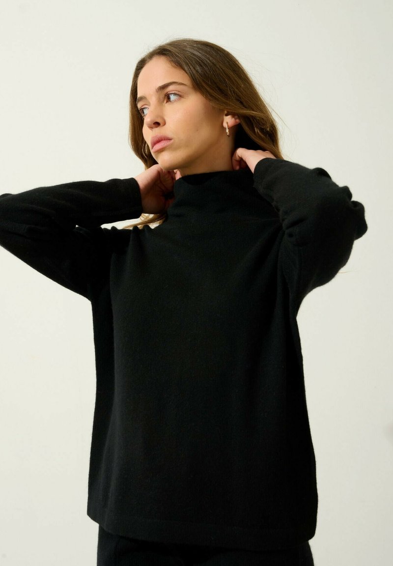 Authentic Cashmere - Sweter