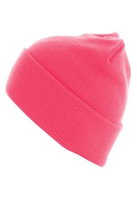 Bonnet en tricot rose vif avec un revers, présenté sur un fond blanc.
