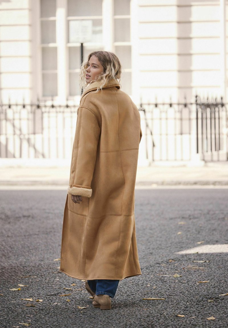 Manteau Femme NEXT Beige – Taille 10 – Style Duffle Coat – Occasion Très Bon état