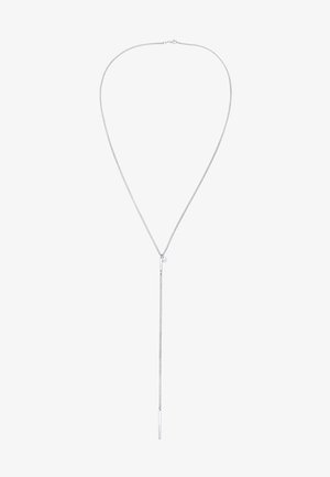 Collier en argent avec une chaîne fine et flexible, présentant un pendentif central avec un élément en barre droite et un design minimaliste.
