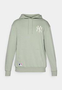 MLB NEW YORK YANKEES LEAGUE ESSENTIALS OVERSIZED HOODIE - Sporto klubų atributika - light green