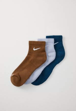 EVERYDAY PLUS CUSH ANKLE UNISEX 3 PACK  - Chaussettes de sport - ghost(w)/blueforce(w)/mosswoodbrown(w)