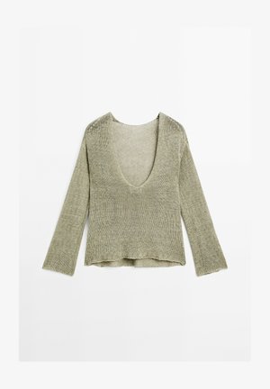 Zielony, długi sweter z dzianiny z głębokim dekoltem w kształcie litery V, luźny krój i teksturowany materiał. Posiada prosty dół i szerokie rękawy.