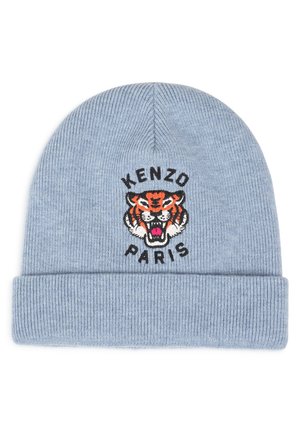Lichtblauwe geribbelde gebreide muts met een tijgersgezicht en "Kenzo Paris" zwart geborduurd boven en onder de tijger.