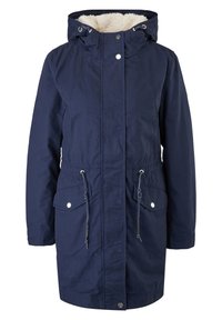 Parka de marina con una capucha forrada de piel sintética, cordones tipo toggle, dos bolsillos frontales, cierre de cremallera y detalles de botones a presión plateados.