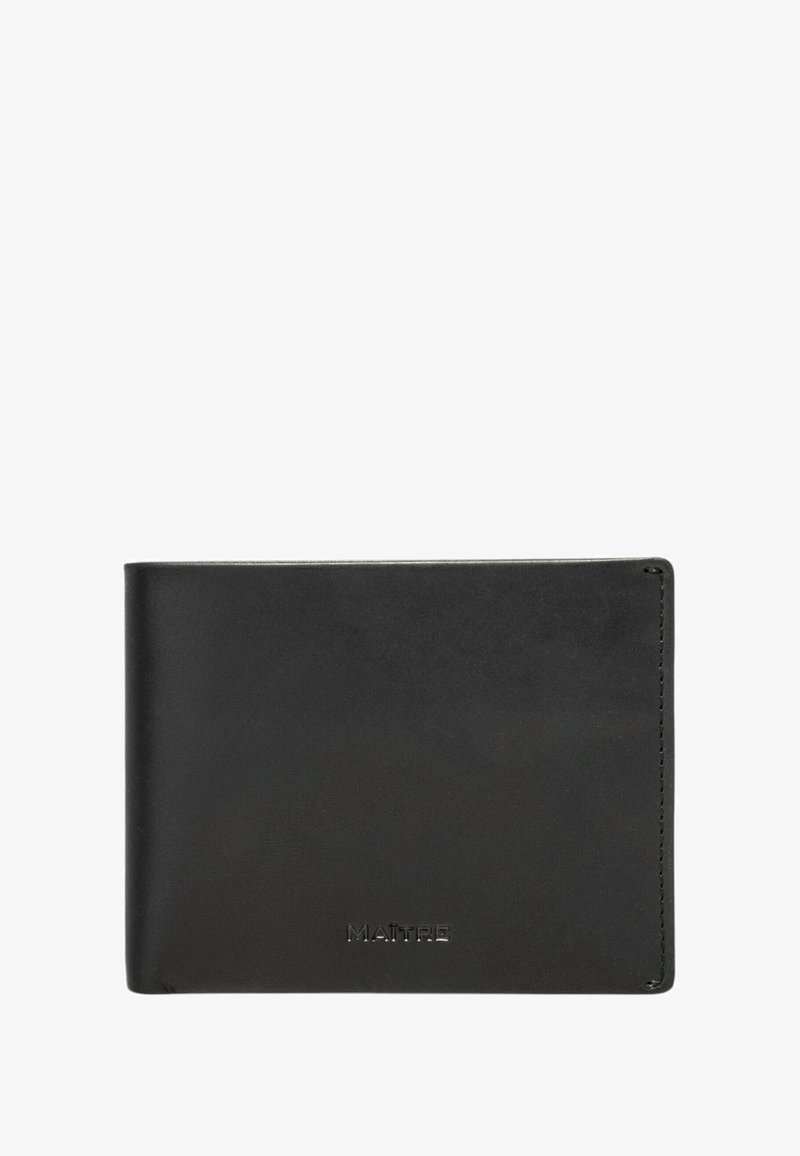 Portafoglio in pelle nera con una texture liscia, design a due pieghe, accentuato da un nome del marchio in rilievo sul fondo. Aspetto minimalista.