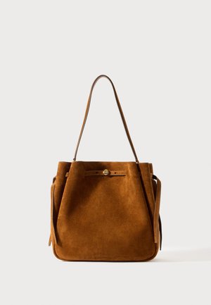 ROMY LARGE BUCKET BAG - Håndtasker - caramel
