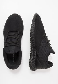 Pier One Sneakers - black