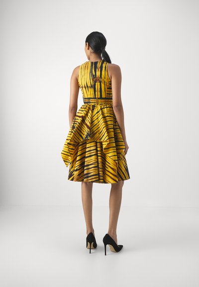 Lukhanyo Mdingi FRILL SLEEVLESS - Cocktail φόρεμα / Φόρεμα για πάρτι - frosty chalk