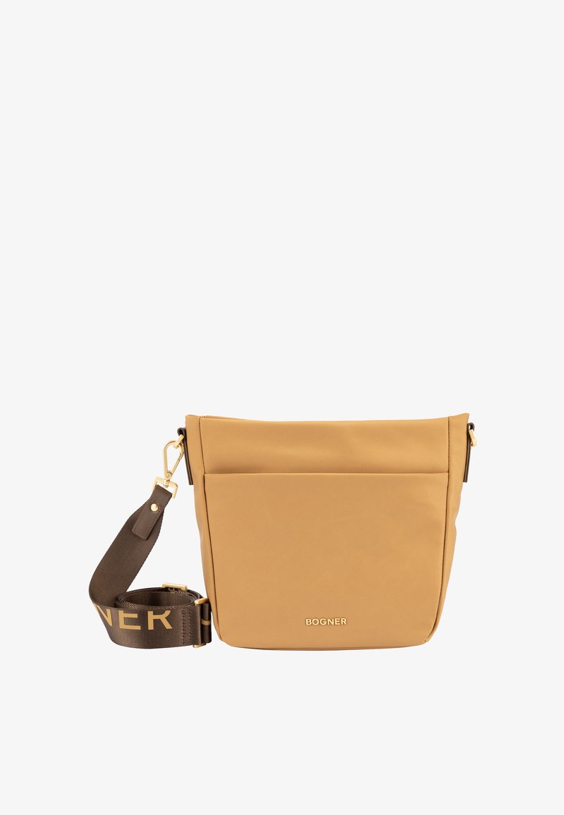 Hnědá obdélníková ramenní taška s přední kapsou, tmavě hnědým nastavitelným popruhem s zlatým kováním a značením "BOGNER" na přední straně a popruhu.