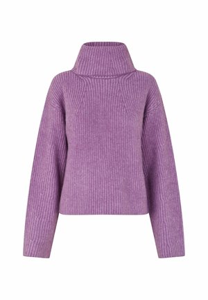 Lilla ribstrikket sweater med høj krave og lange ærmer, der har en løs pasform og subtile teksturdetailler overalt.