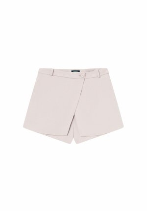 Pantaloni corti avvolgenti beige realizzati in tessuto morbido. Presentano una chiusura frontale con bottone e tasche laterali. L'orlo è dritto con una silhouette su misura.
