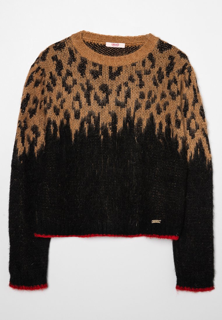Maglione leopardato marrone e nero con scollo rotondo, tessuto testurizzato e dettagli rossi all'orlo e alle maniche. Etichetta del marchio visibile.