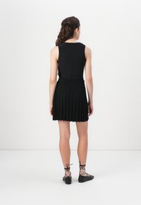 Vero Moda VMMARINA SKATER - Minirok - black