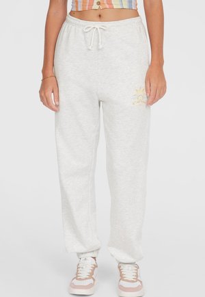 Lys grå, tapered sweatpants med elastisk talje og snoretræk. Har et solgrafik i gyldne nuancer på venstre lår.