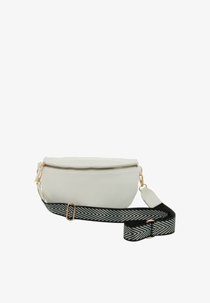 Marsupio in pelle bianca con cerniera dorata e tracolla staccabile con motivo a chevron bianco e nero.