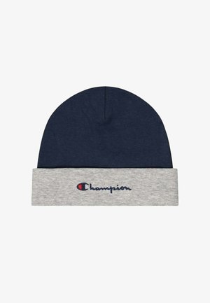 Berretto blu navy con risvolto grigio ricamato con il logo Champion in filo blu navy e rosso al centro del risvolto.