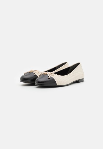Tory Burch CAP TOE - Klassischer Ballerina - light cream/perfect black