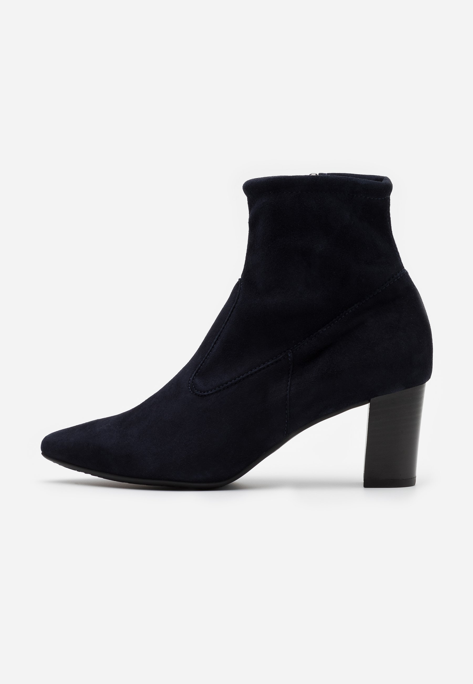 peter kaiser aila boots