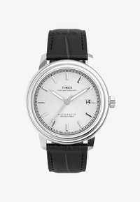 Valitud, white and black