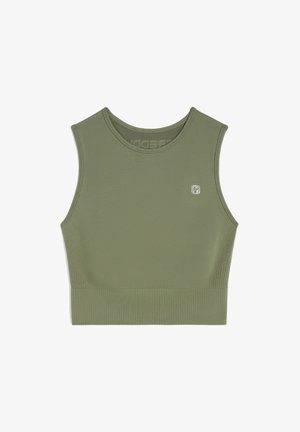 Top corto sin mangas en tejido verde oliva. Presenta un dobladillo acanalado y un pequeño parche de logo. Diseñado con una silueta suave y ajustada.