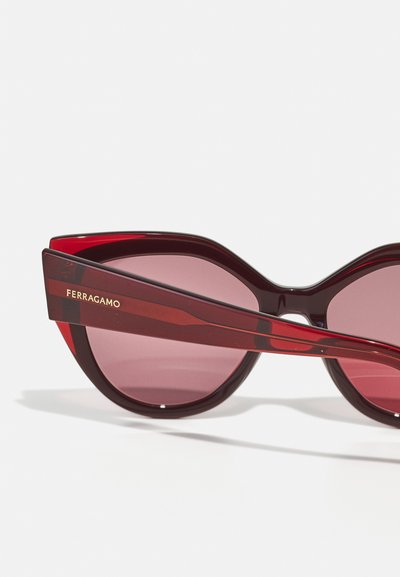 FERRAGAMO Sunčane naočale - transparent burgundy