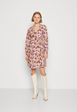 Selected SLFMERLE SHORT WRAP DRESS  - Sukienka letnia
